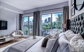 New Loft Views Free Parking